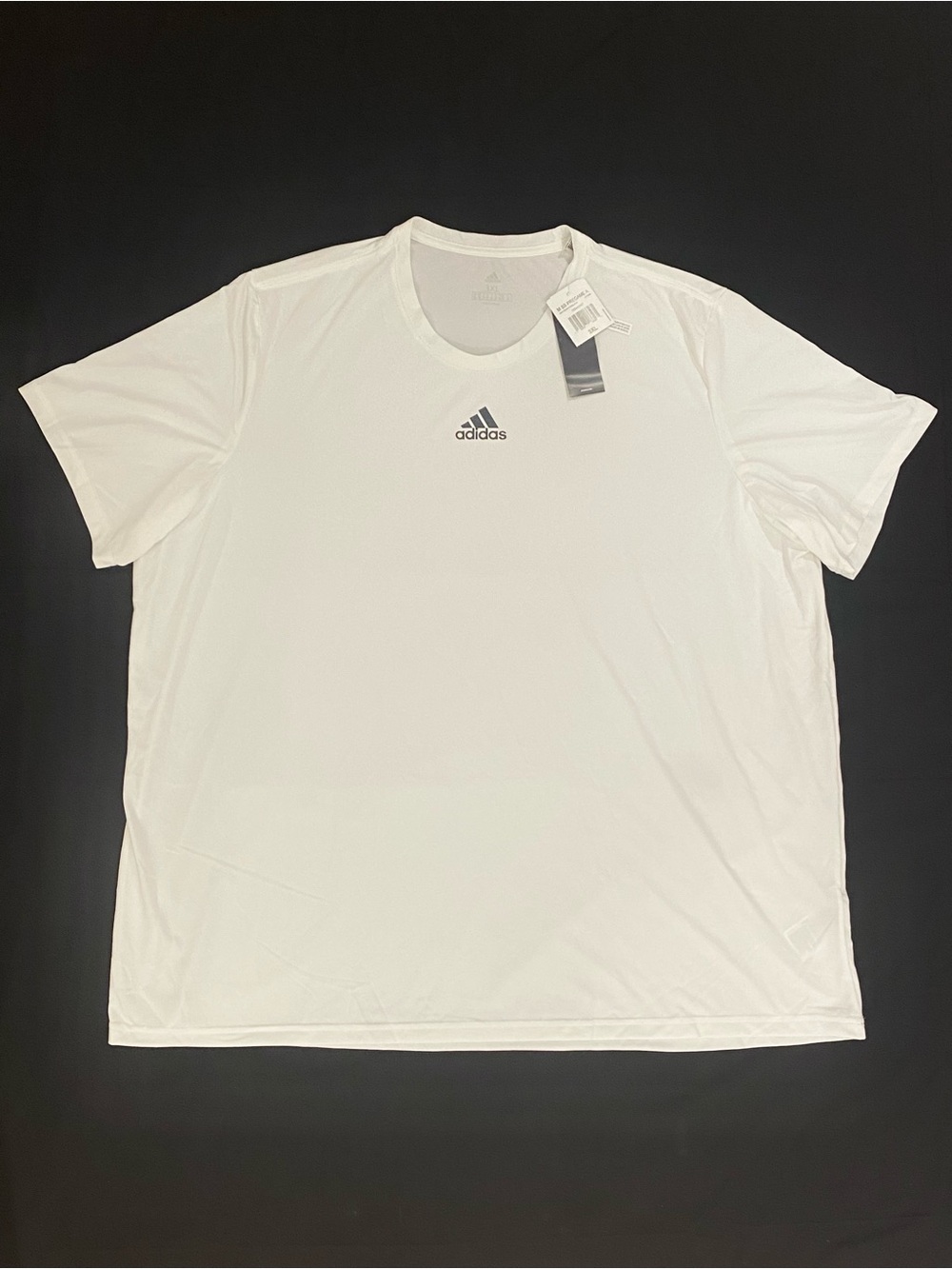 NWT ADIDAS Men’s Pregame Short Sleeve Badge Of Sport T-Shirt HT3966 Size 3XL